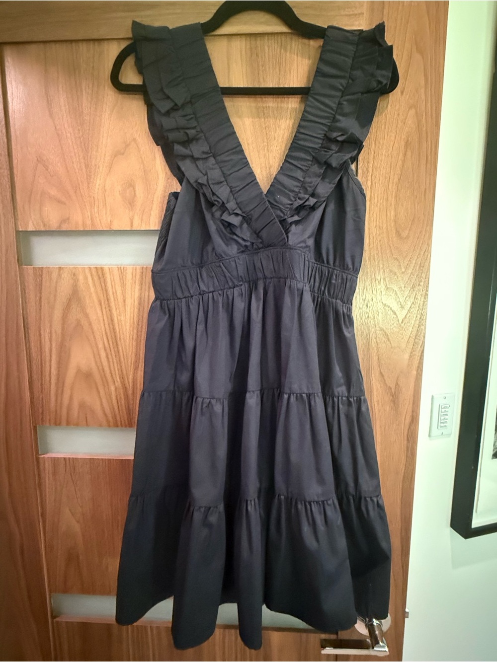 Abercrombie & Fitch Black Ruffle V-Neck Tiered Midi Dress